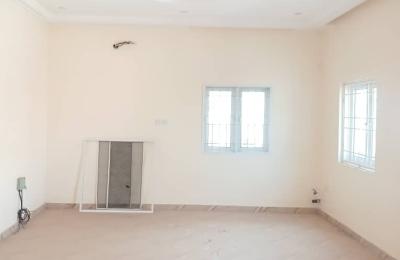 A NEWLY BUILT MAGNIFICENT 5 BEDROOM fully detached duplex