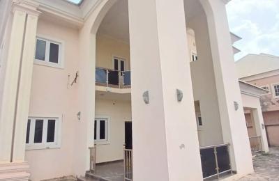 A NEWLY BUILT MAGNIFICENT 5 BEDROOM fully detached duplex