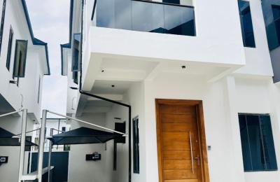 4 Bedroom Semi-detached Duplex with a BQ (Shared Compound)