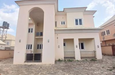A NEWLY BUILT MAGNIFICENT 5 BEDROOM fully detached duplex